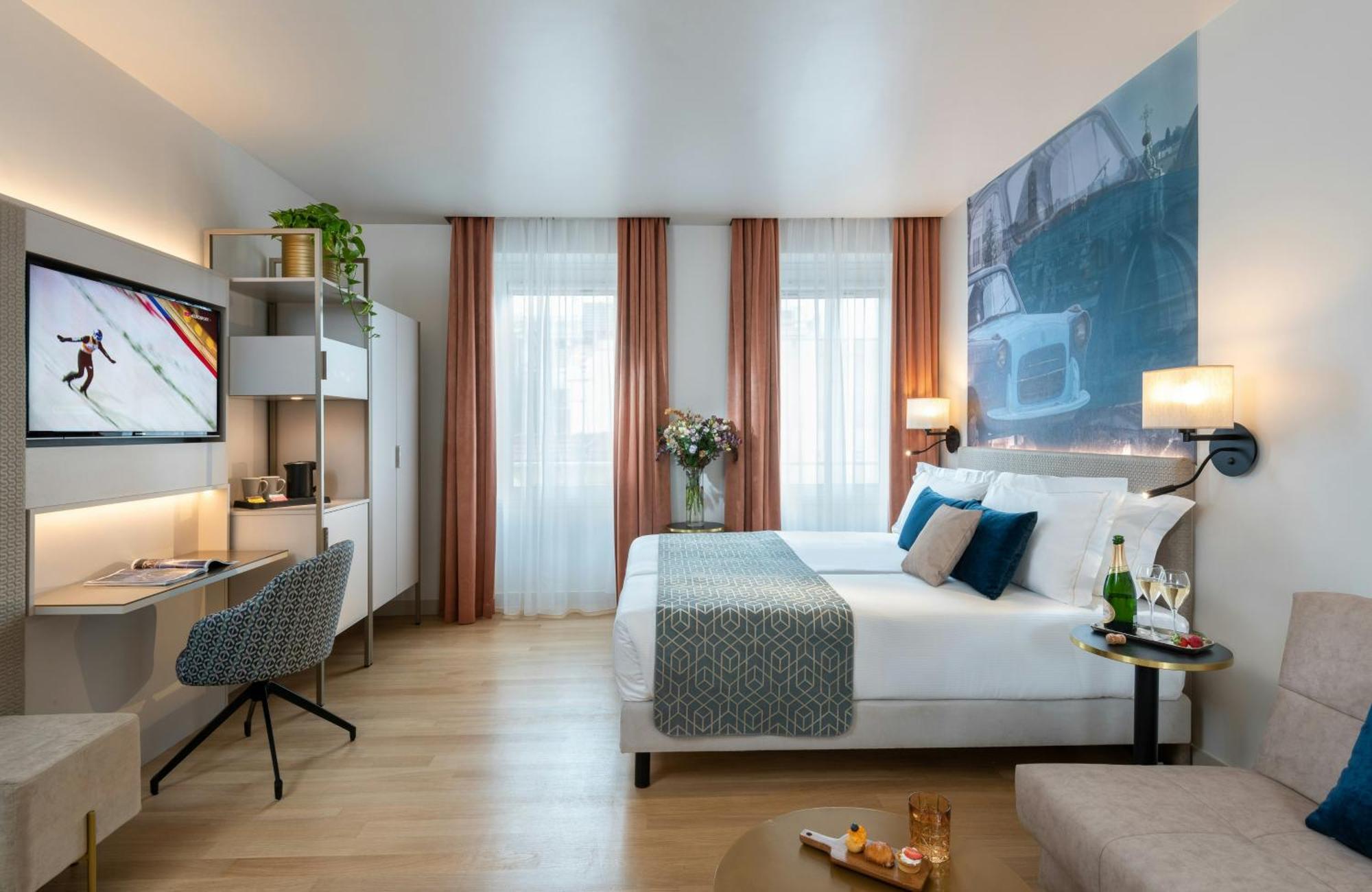 Junior Suite,1756418465:JPEG